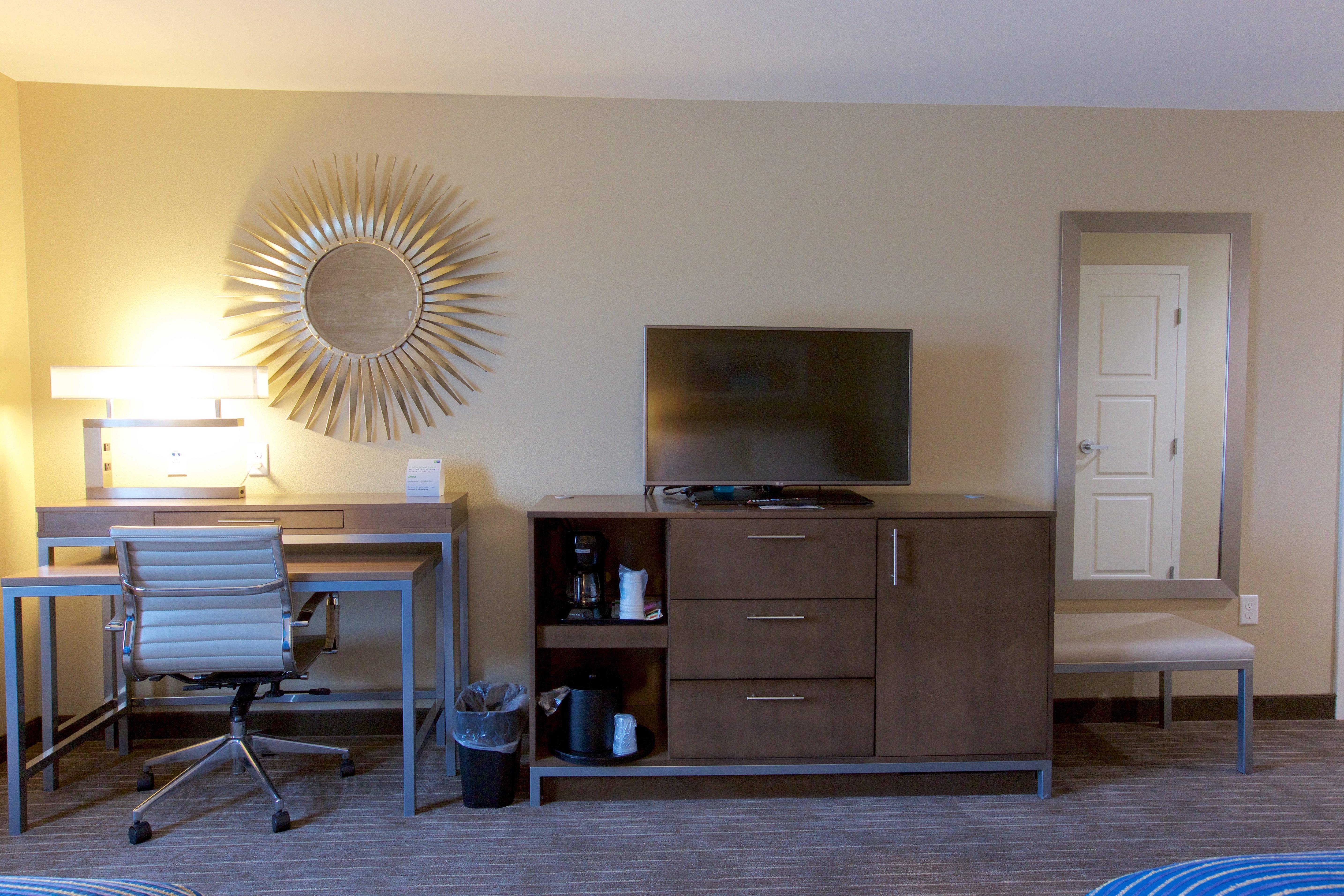 Holiday Inn Express Fargo Sw I94 Medical Center, An Ihg Hotel Buitenkant foto