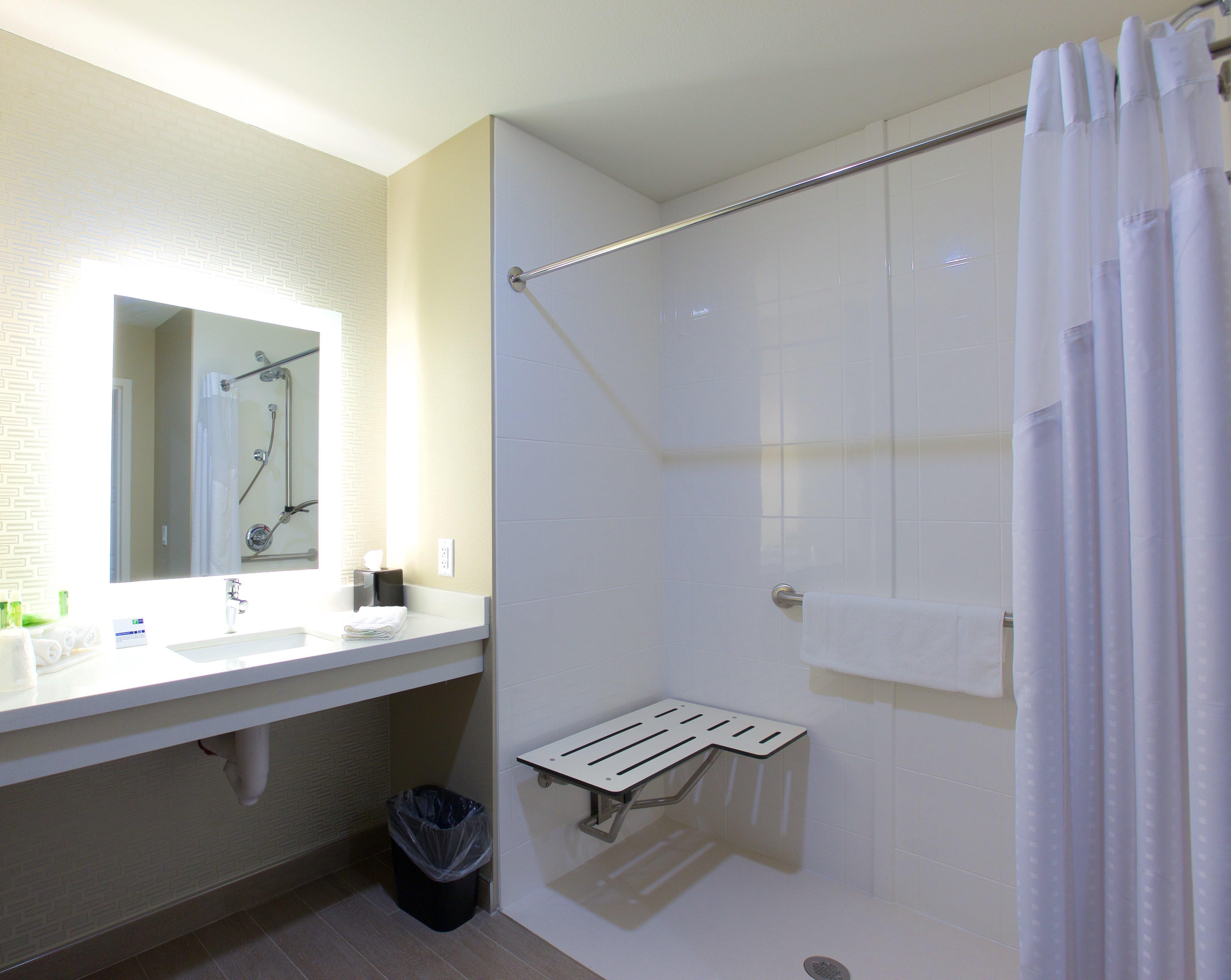 Holiday Inn Express Fargo Sw I94 Medical Center, An Ihg Hotel Buitenkant foto