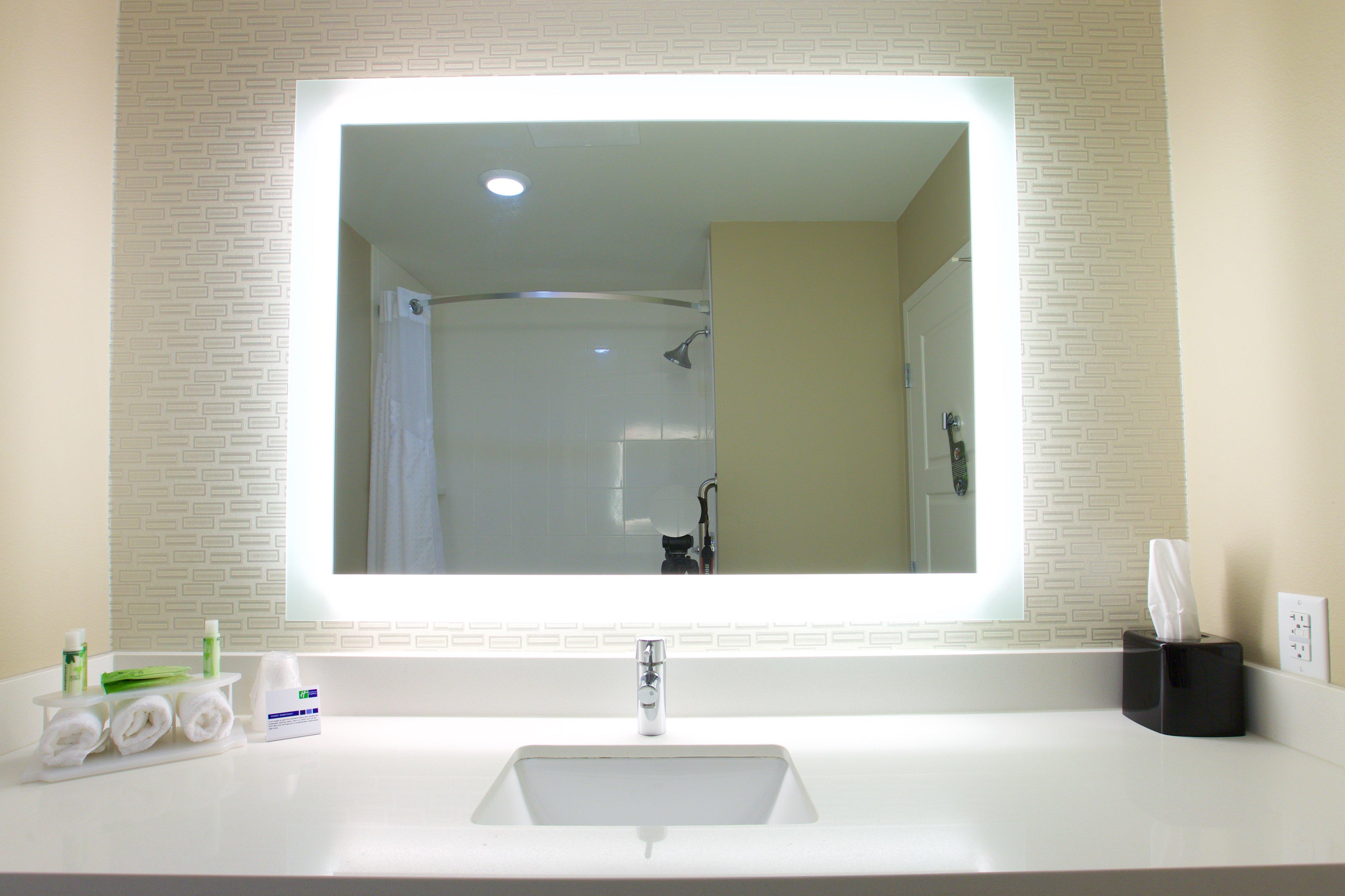 Holiday Inn Express Fargo Sw I94 Medical Center, An Ihg Hotel Buitenkant foto