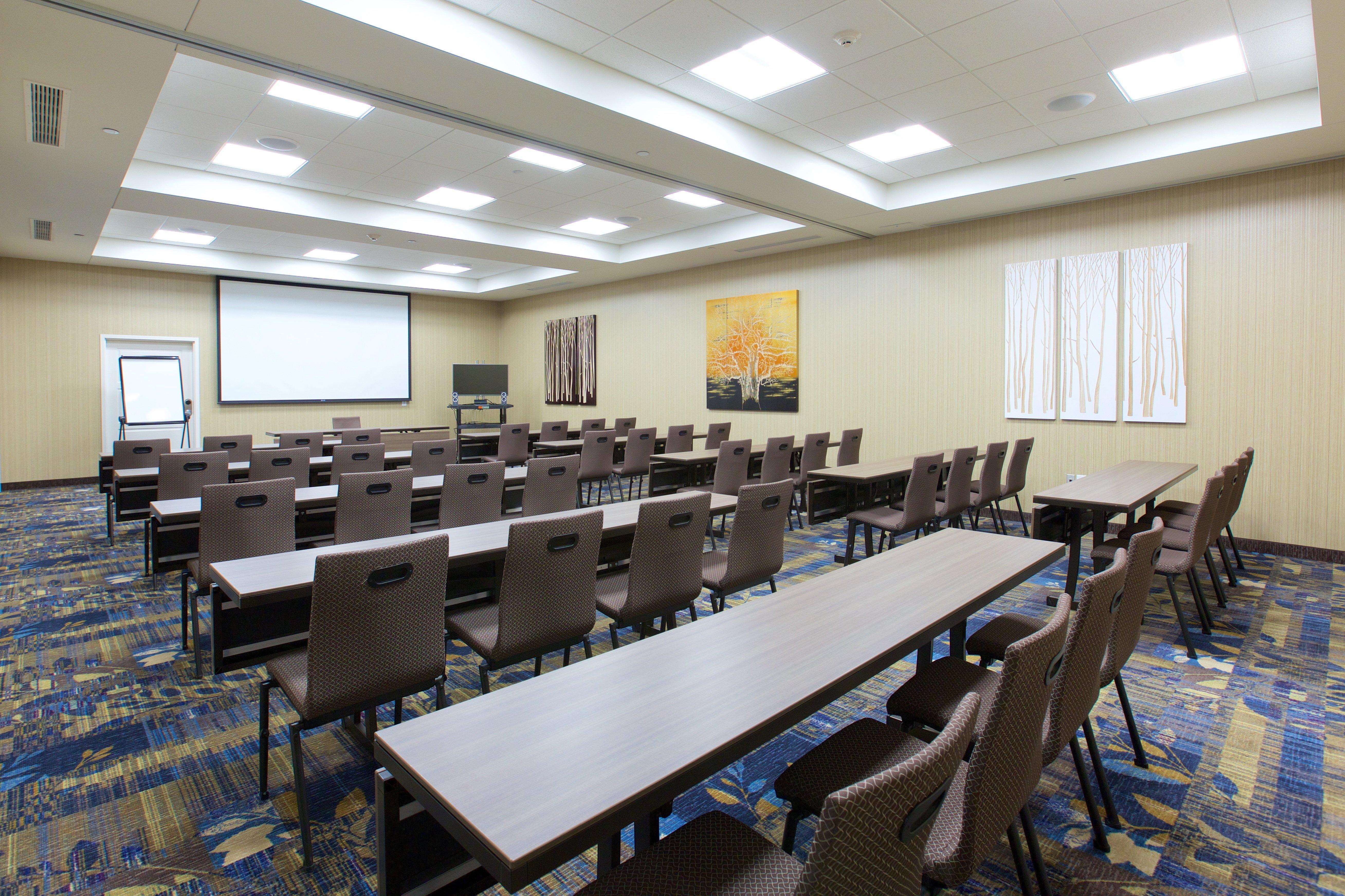 Holiday Inn Express Fargo Sw I94 Medical Center, An Ihg Hotel Buitenkant foto