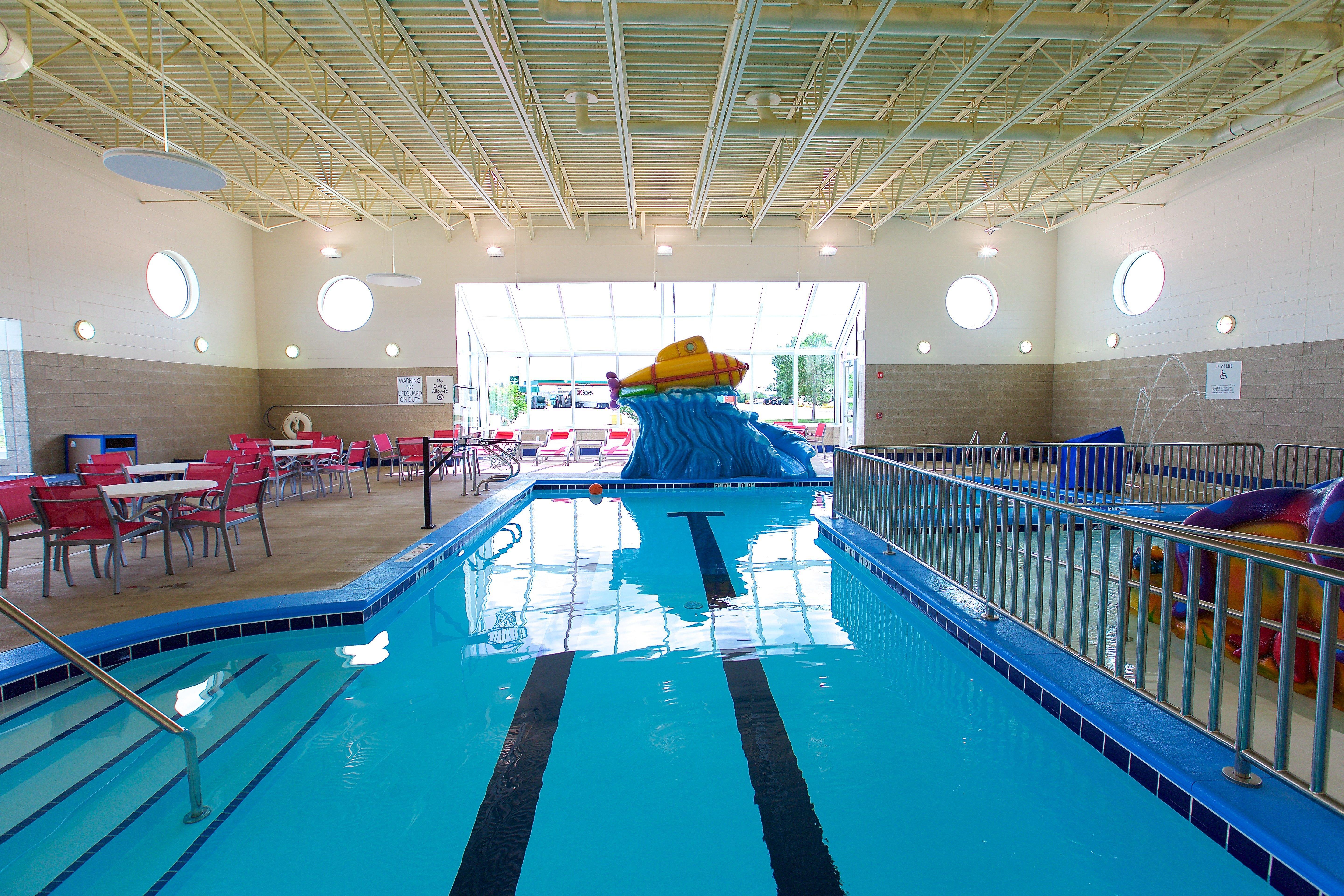 Holiday Inn Express Fargo Sw I94 Medical Center, An Ihg Hotel Buitenkant foto