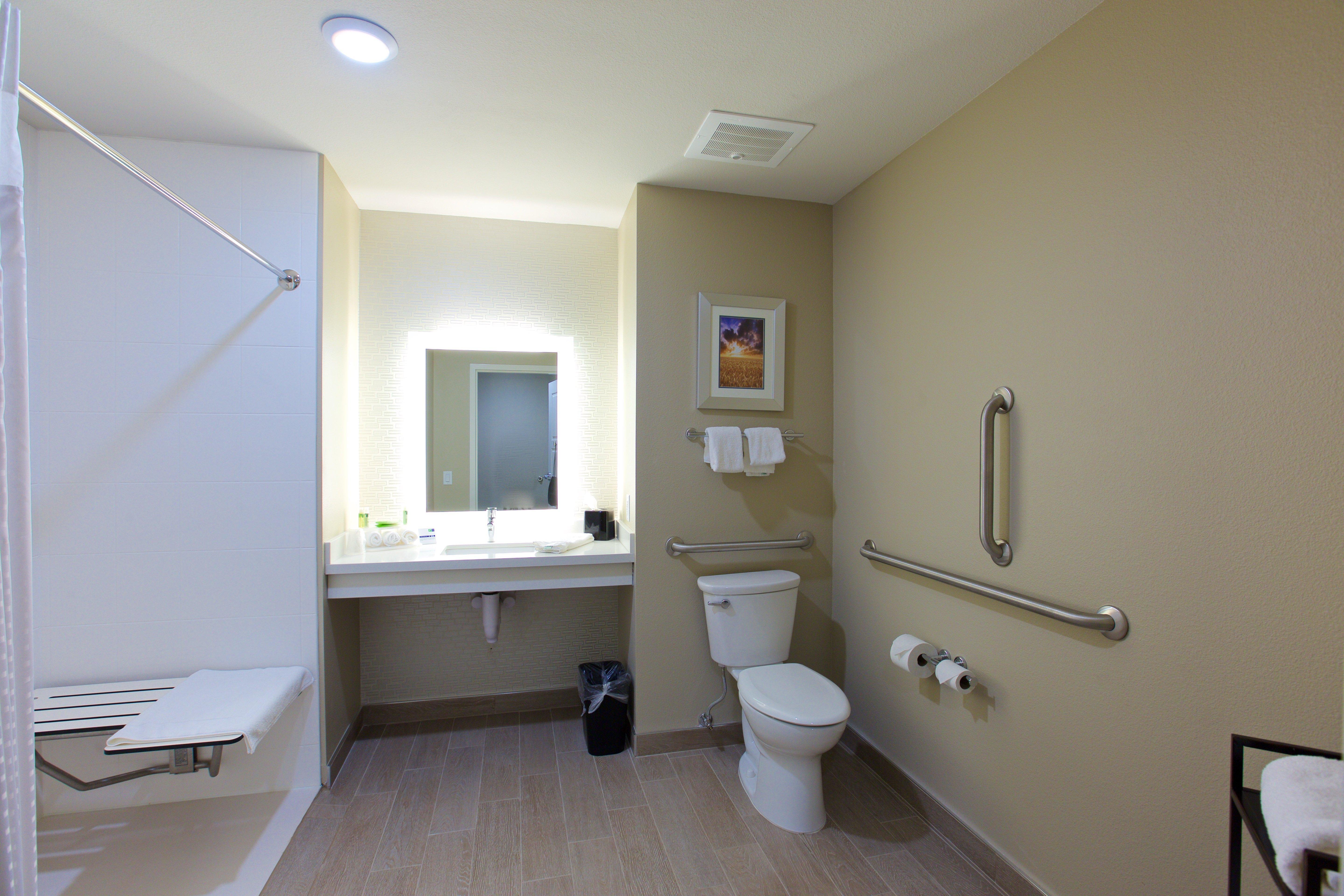 Holiday Inn Express Fargo Sw I94 Medical Center, An Ihg Hotel Buitenkant foto