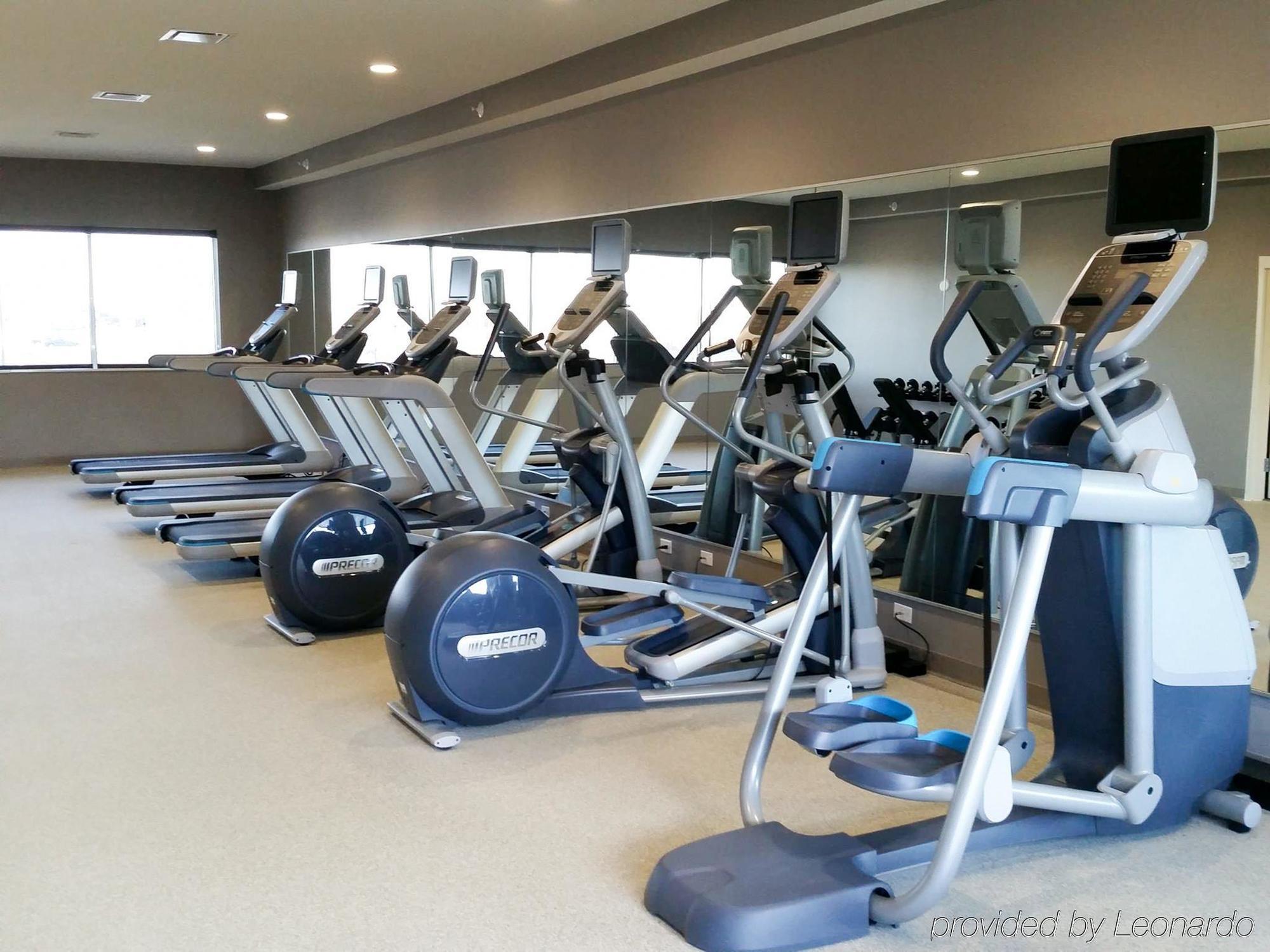 Holiday Inn Express Fargo Sw I94 Medical Center, An Ihg Hotel Buitenkant foto